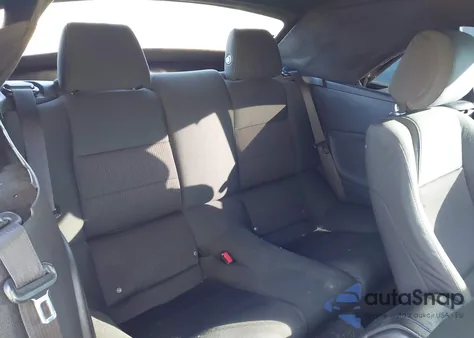 2014 Ford Mustang V6 z USA, uszkodzony, nr VIN 1ZVBP8EM8E5264833